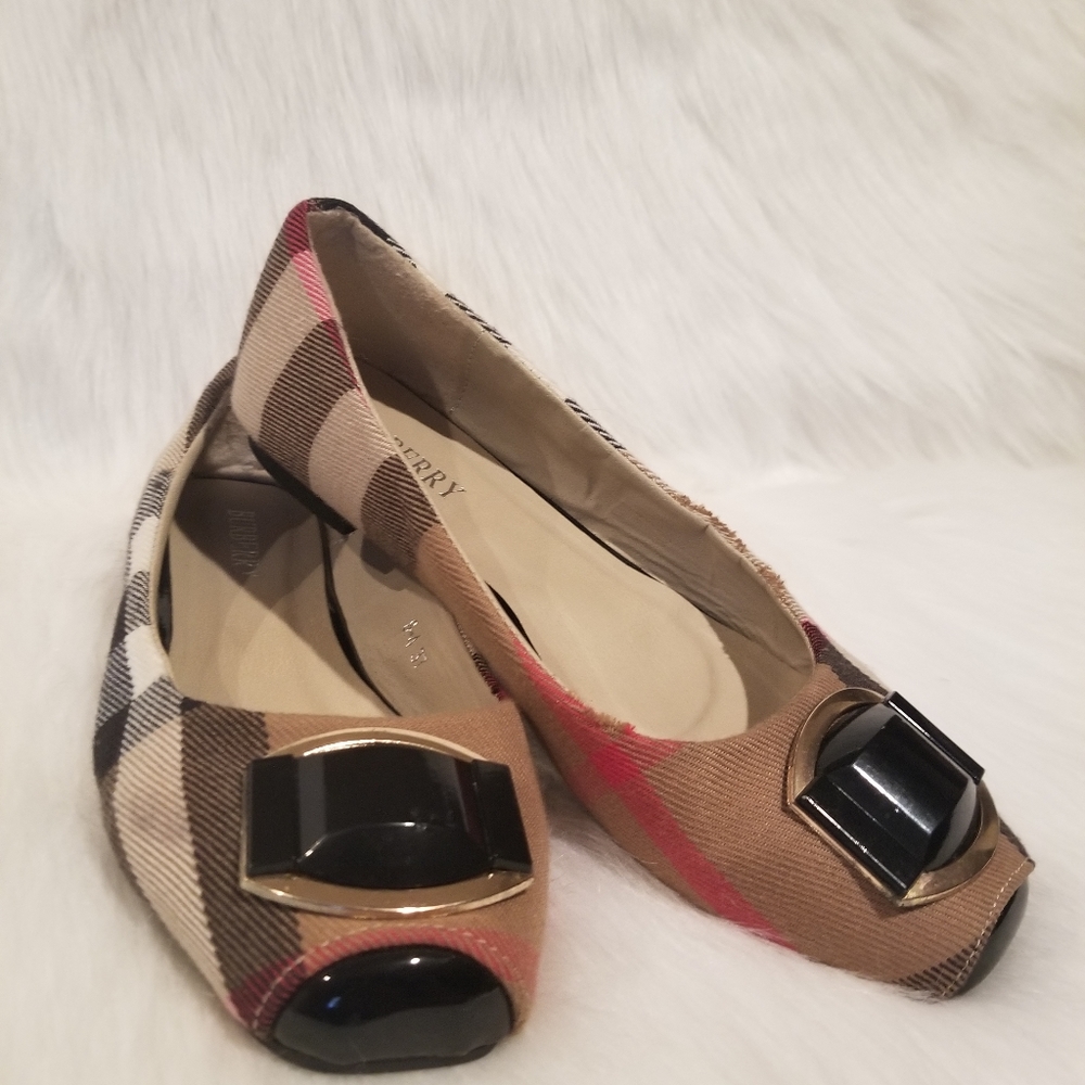 Burberry Plaid Patent Toe Flats Size 37